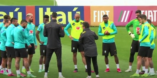 Com Alex Sandro em campo, Seleção dá início à preparação de olho na decisão da Copa América