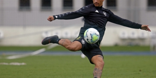 Com contrato perto do fim, Luiz Otávio deixará o Botafogo no fim do mês