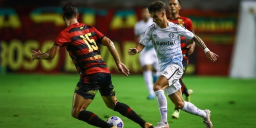 Com gol de falta, Sport vence Grêmio pelo Brasileirão na estreia de Douglas Costa