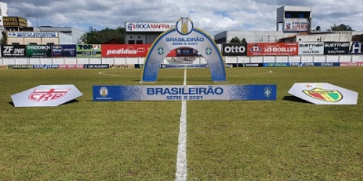 Com gol de Thiago Alagoano, Brusque vence CRB e sai do Z4 da Série B
