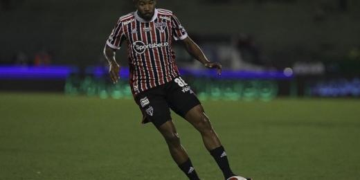Com gols de reforços, São Paulo vence jogo-treino contra o São Bernardo