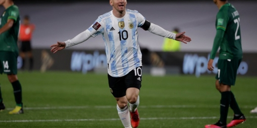 Com hat-trick de Messi, Argentina atropela a Bolívia e mantém invencibilidade nas Eliminatórias