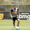 Com lesão muscular, Gabriel desfalca o Corinthians na estreia do Brasileirão