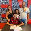 Com multa de 50 milhões de euros, joia assina primeiro contrato com o Flamengo