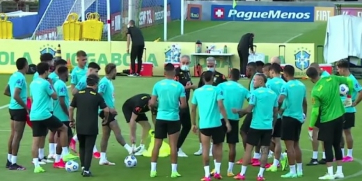 Com Neymar, Seleção Brasileira faz seu primeiro treino de olho nos duelos com Equador e Paraguai
