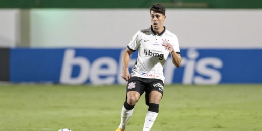 Com saída de Danilo Avelar, Corinthians pode ter saída de três zagueiros em uma semana