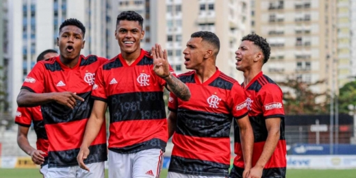 Com três de Mateusão, Flamengo massacra o Bahia e garante a melhor campanha no Brasileiro Sub-17