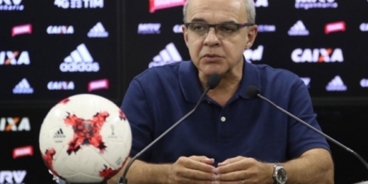Conselho do Flamengo acata recurso de Eduardo Bandeira de Mello e suspende punição ao ex-presidente