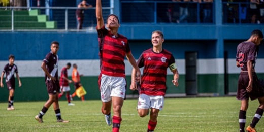 Copa Rio Sub-15: Flamengo vence o Vasco e amplia vantagem na semi