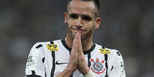 Corinthians admite consulta por Renato Augusto, mas vê retorno como improvável