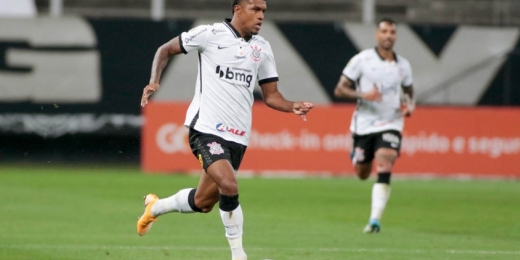 Corinthians aguarda chegada de documentos para liberar Léo Natel a clube do Chipre