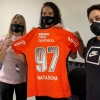 Corinthians anuncia a contratação da goleira Natascha Honegger