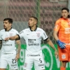 Corinthians bate o América-MG e Sylvinho vence a primeira no clube