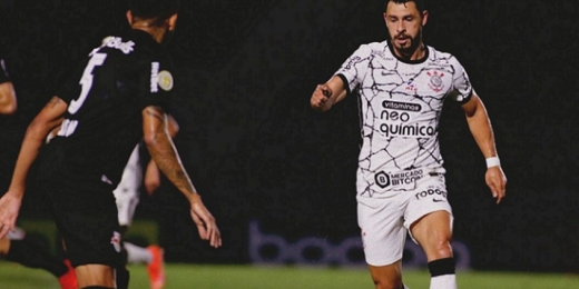 Corinthians busca empate com o Bragantino no fim e aumenta invencibilidade