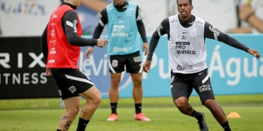 Corinthians encara Ceará para seguir no G4 e quebrar jejum de quase três meses sem vitórias fora de casa