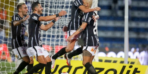 Corinthians encerra longo jejum sem vitórias jogando longe da Neo Química Arena