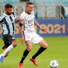 Corinthians encontra dificuldade, mas bate o Grêmio com gol de Jô
