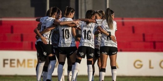Corinthians enfrenta forte calor, mas bate o San Lorenzo na estreia pela Copa Libertadores Feminina