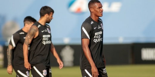 Corinthians tem treino com novidades e atualizações sobre as situações de Cássio e Cauê; confira