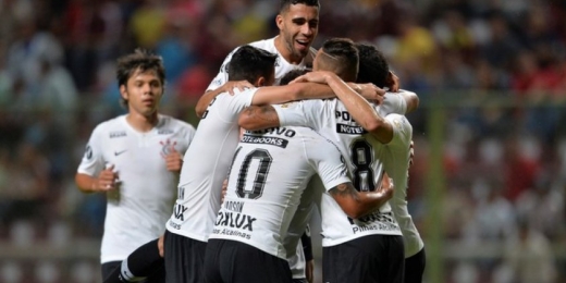 Corinthians volta a vencer pela fase de grupos da Libertadores após quase quatro anos