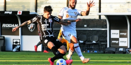 Corinthians x Fluminense: prováveis escalações, desfalques e onde assistir