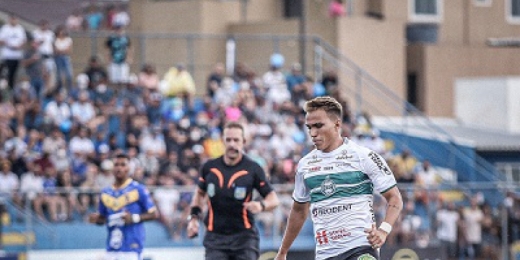 Coritiba sai perdendo, mas arranca empata no fim com o São Joseense pelo Estadual