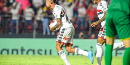 Cotia espanta a zebra, São Paulo goleia o São Bernardo e vai às semifinais do Campeonato Paulista