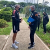 Crespo conversa com Tite antes do treino da seleção no CT do São Paulo