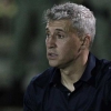 Crespo reclama de gramado em derrota do São Paulo, mas afirma: ‘Faltam 90 minutos no Morumbi’