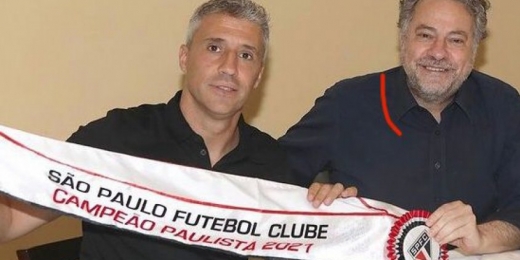 Crespo visita o CT da Barra Funda e se despede de elenco do São Paulo; Casares agradece treinador