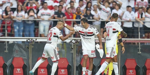 Da zona de rebaixamento para a final: São Paulo cresce no Campeonato Paulista