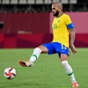 Daniel Alves diz que Seleção jogou bem, lamenta chances perdidas e fala sobre pênaltis: ‘O destino quis assim’