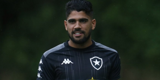 Daniel Borges exalta Espaço Lonier, o CT do Botafogo: 'Ambiente sensacional de treino'