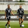 De olho no Dérbi, Corinthians faz treino em campo reduzido e de finalizações