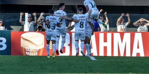 Decisivo em vitória do Palmeiras, Veiga mantém ambição por título Brasileiro: ‘Não tem nada perdido’