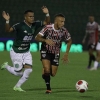 Defensores do São Paulo tiveram mais posse de bola contra o Guarani