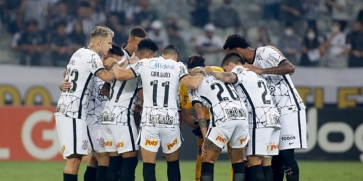 Derrota do Corinthians para o Atlético-MG é 'normal', mas maneira de perder é o que preocupa