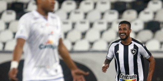 Diego Gonçalves valoriza vitória do Botafogo: 'Estava difícil para nós'