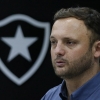 Diretor do Botafogo fica na bronca com a arbitragem: ‘Atitudes como essa esvaziam o Carioca’
