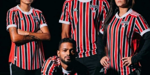 Em dia de decisão, nova camisa listrada do São Paulo é divulgada
