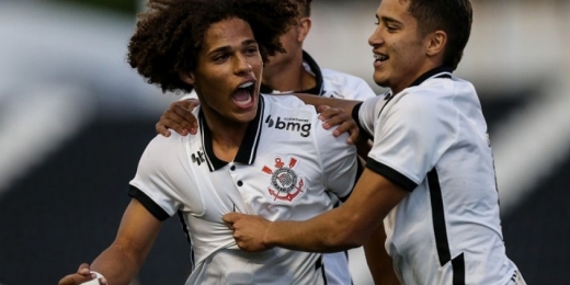 Em meio a reformulação, Corinthians vence a primeira no Brasileiro sub-20