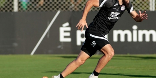 Em negociação com o Inter, Bruno Méndez faz apenas atividade interna no Corinthians