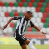 Em sua segunda temporada na Europa, Anderson Oliveira se destaca pelo Portimonense