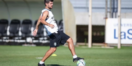 Em treino do Grêmio, Kannemann faz trabalho intenso e tem resposta positiva