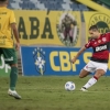 Entorses, estiramento e edema ósseo: Diego inicia fisioterapia e vira dúvida no Flamengo para a Libertadores