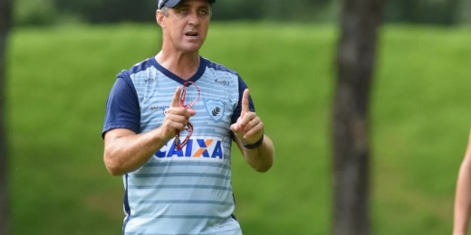 Ex-técnico do Londrina, Alemão comenta quartas de final do Paranaense