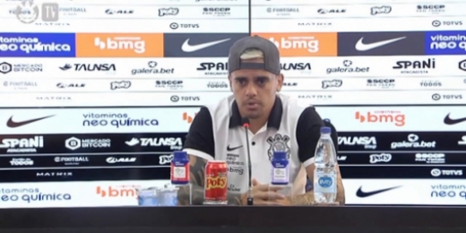 Fagner elogia interino do Corinthians e diz que jogadores 'fizeram tudo o que podiam' por Sylvinho