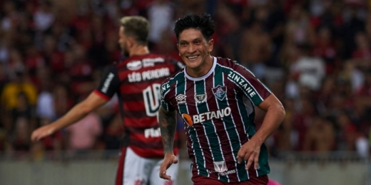 Faz o Cano marca dois após falhas de Léo Pereira, e Fluminense abre vantagem sobre o Flamengo na final