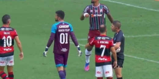 Felipe Melo, do Fluminense, provoca Diego, do Flamengo, em confusão: 'Você é meu vice'