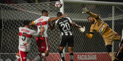 Filme repetido: Botafogo tem início promissor, mas 'apagão' no segundo tempo o afasta da vitória